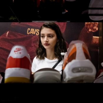 Zoé … Shopping Yellow Shoes