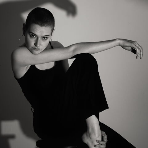 CHIARA … Shadow On The Wall … vom ersten Studioshooting, 2022, ep.2