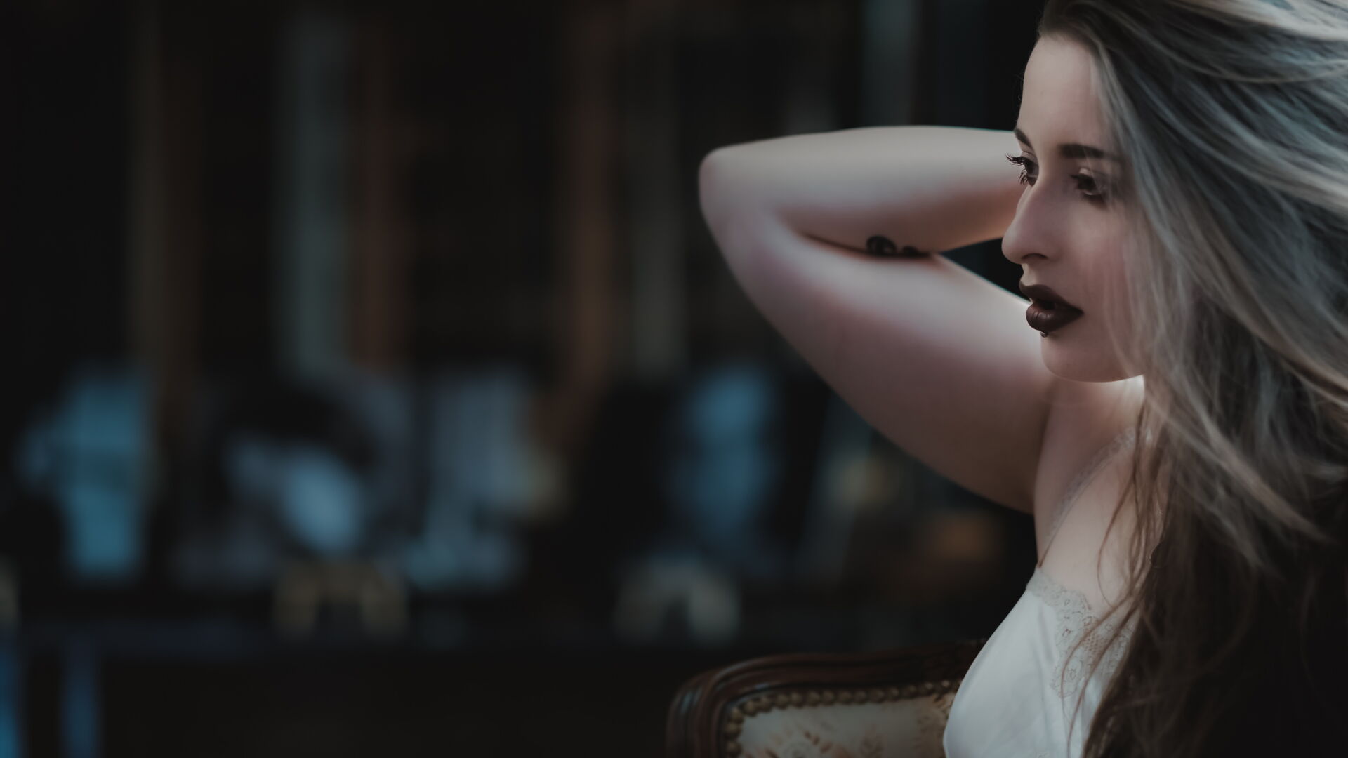 Lingerie mit Kira Faller aka @Kira Sam … Available Light beim AUS.LÖSER, Wuppertal @2016