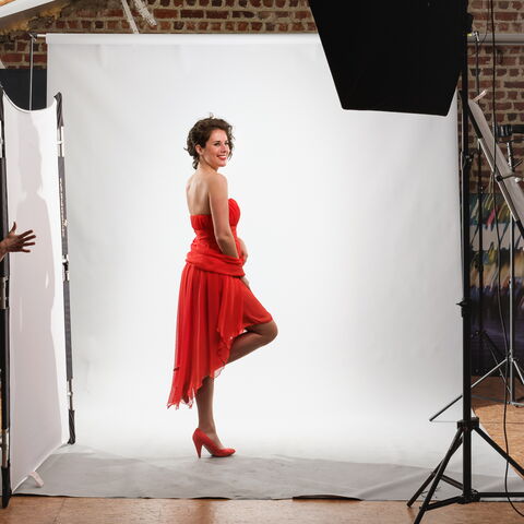 Jasmin Lamoen at the barn