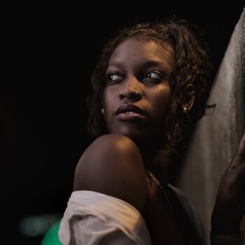 Darcelene »Darry« Soares … Von einem spontanen Night-Outdoor-Shooting in Porto / Portugal 2018-10 | DARCELENE - Where does my way go to … ?