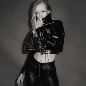 @LISA.kr54 – ep.9 … Rocking the Studio pt.2