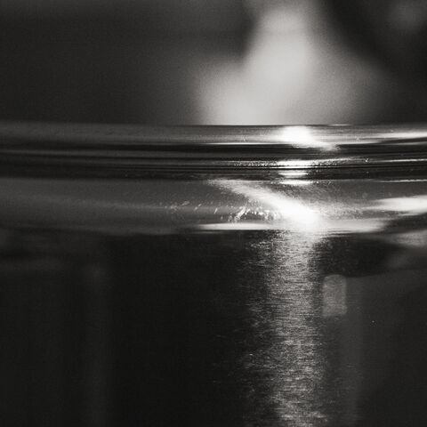 AT HOME … Vom »Bauchgefühl« und einer passenden Küchenhilfe @2021