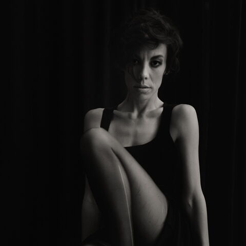 DORKA – Available Light im Studio … ep.19 @2025