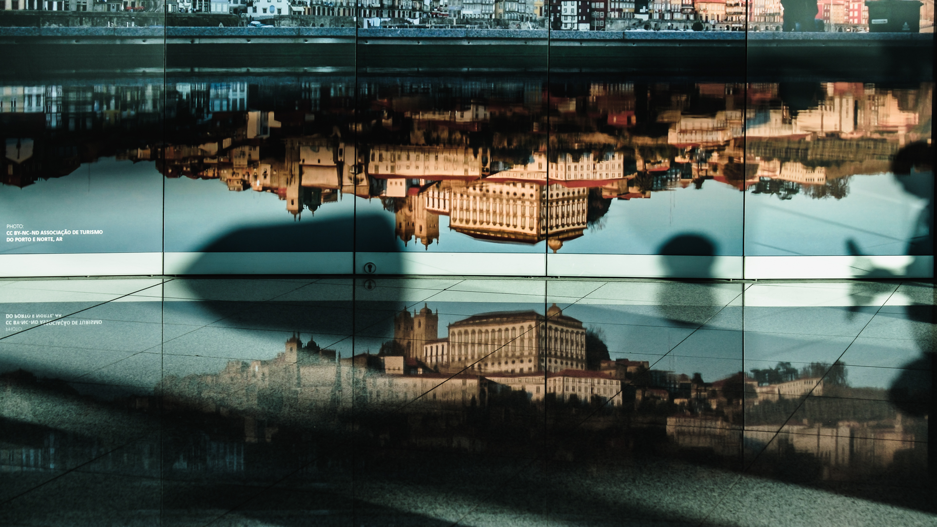 Portugal - Porto 2018 - Flughafen - warten auf den Flieger