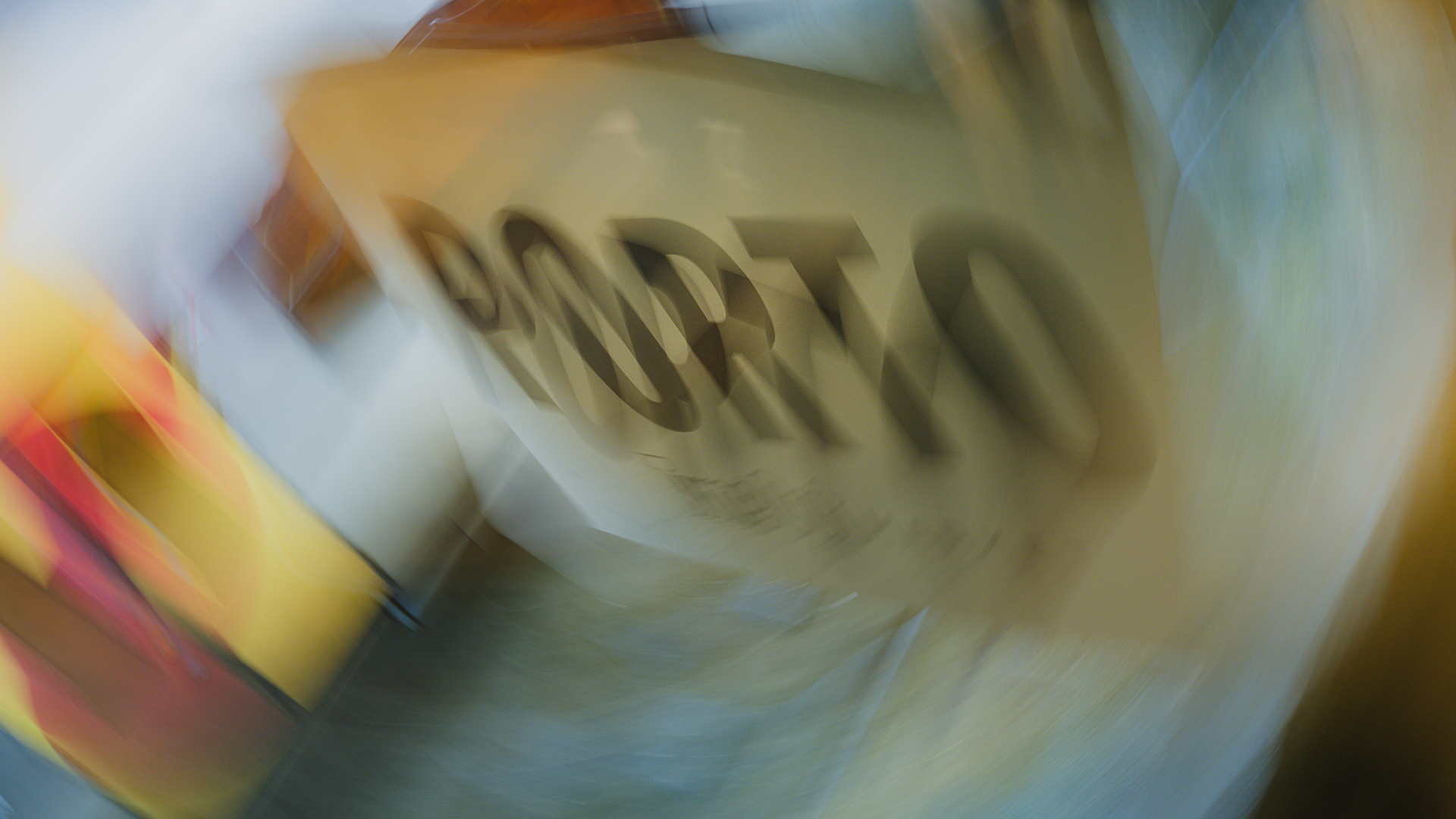 PORTO - Wischi-Waschi im Regen … @2026